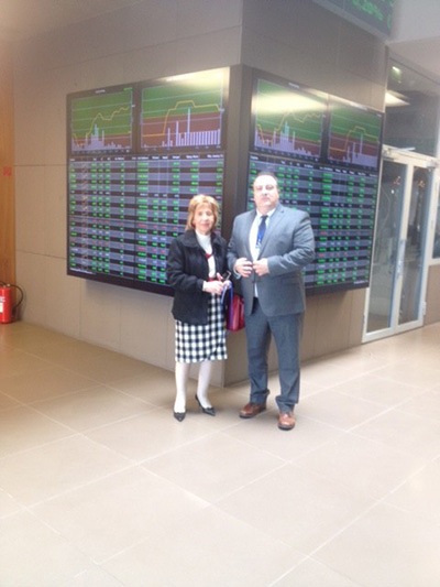 Attorney Kounoupis at the Athens Stock Exchange with The Secretary of the US Chamber of Commerce in Athens.
